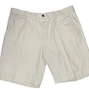 Size:36 Tommy Hilfiger shorts. Perfect condition very nice